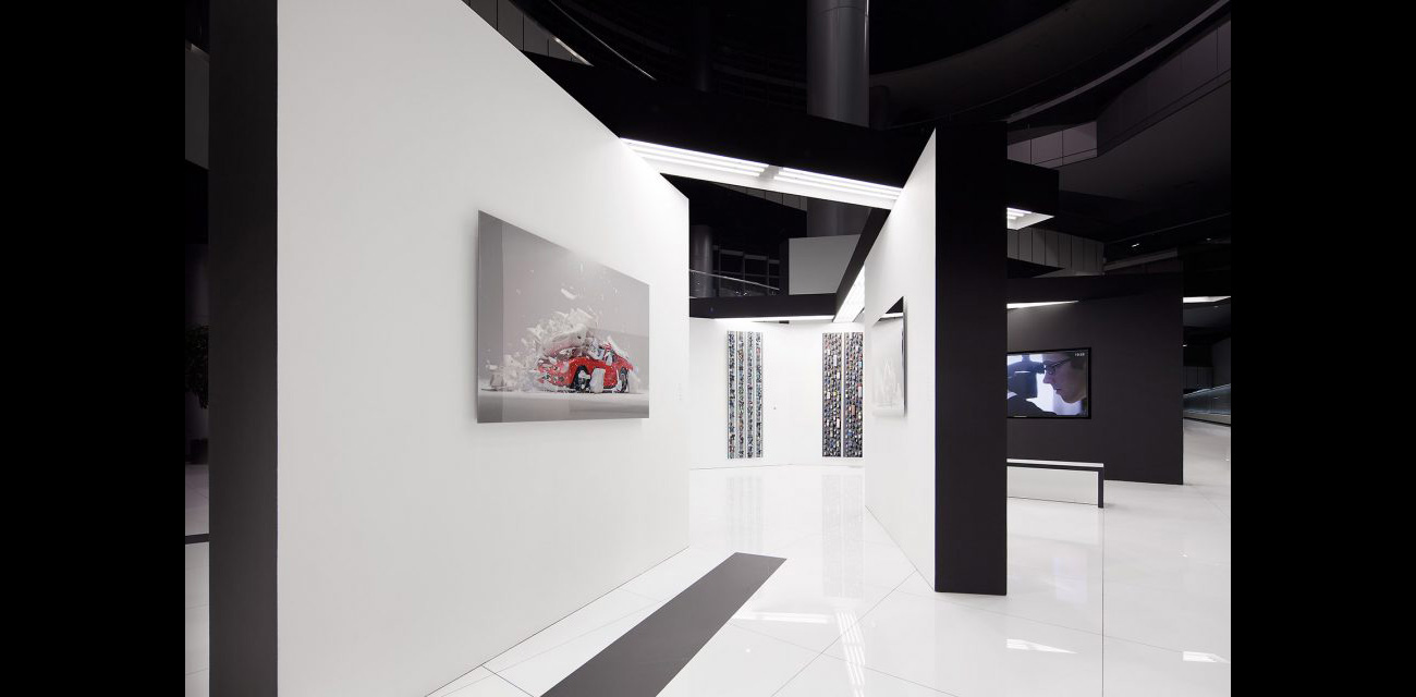 Corridor design of automobile art exhibition hall