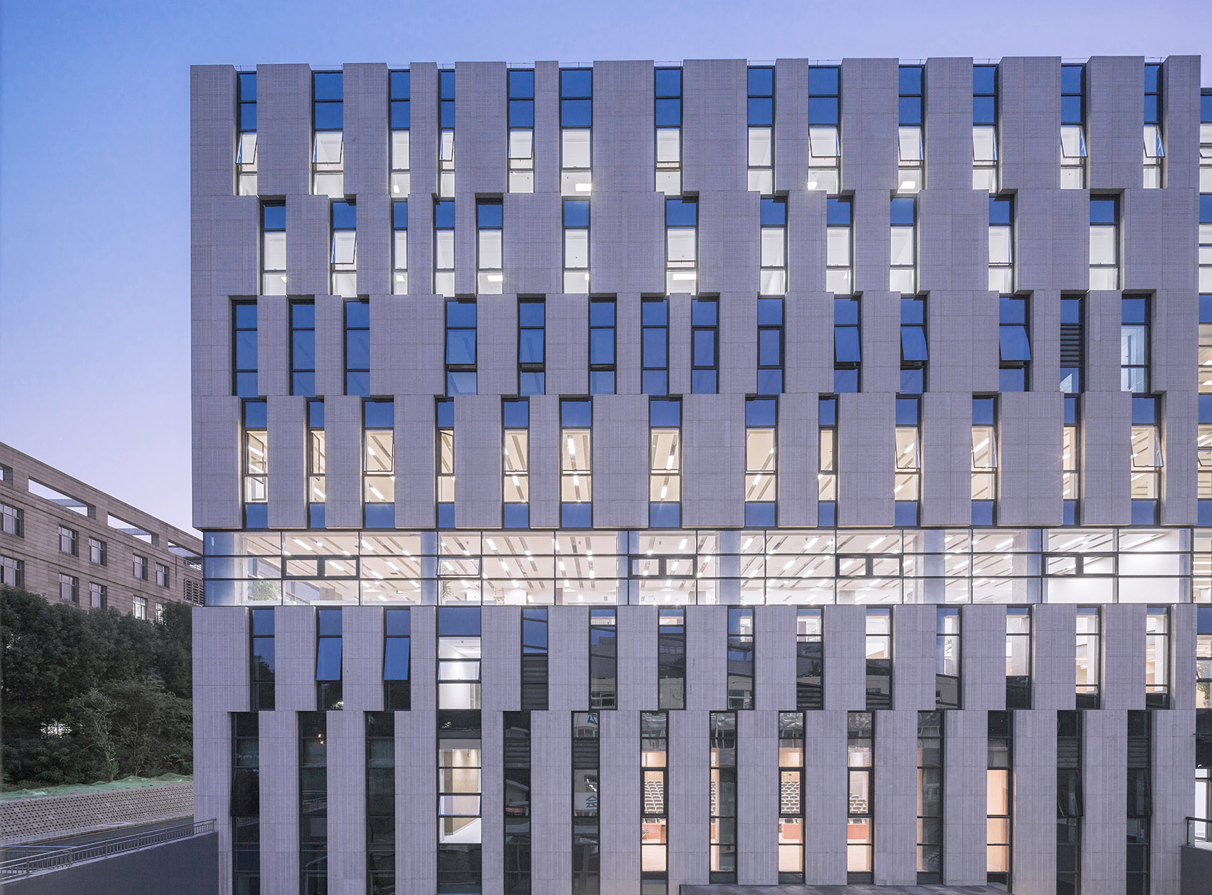 Law school library building exterior design